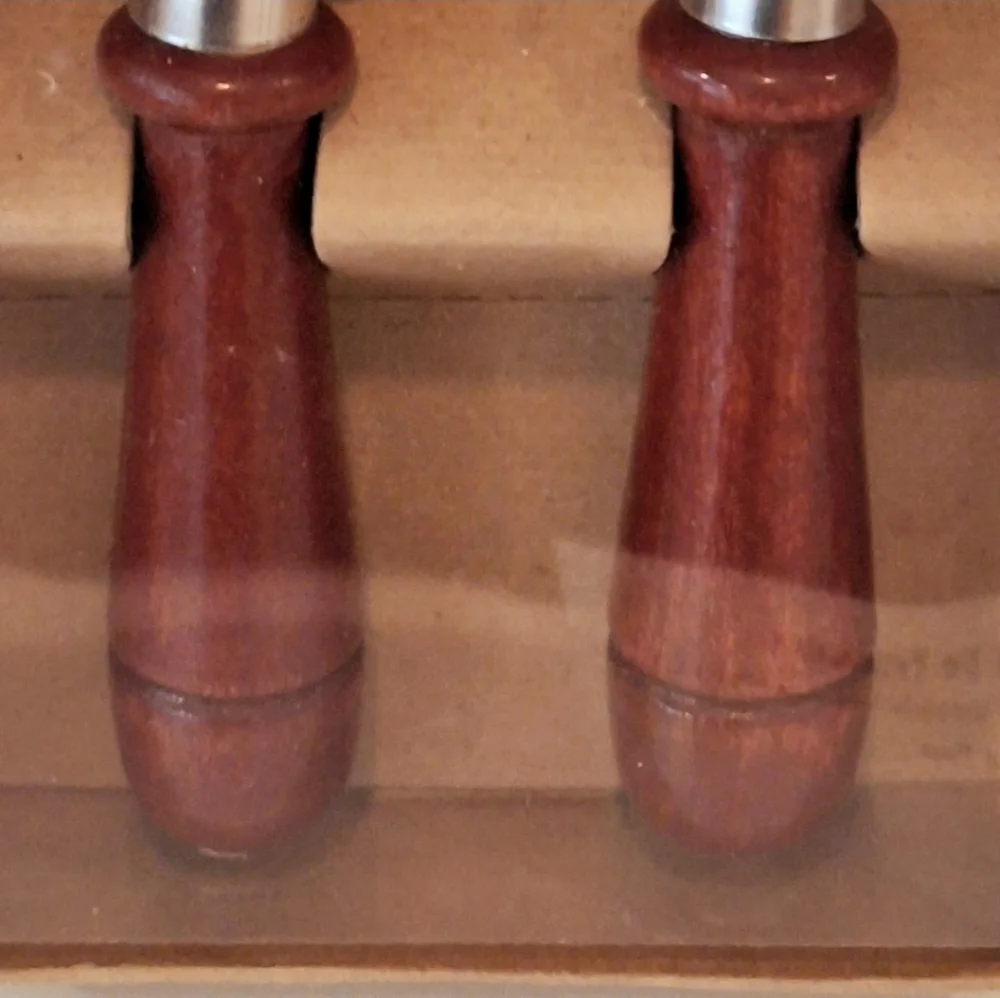 Cheese Utensils (Ustensiles de Fromage) - NIB